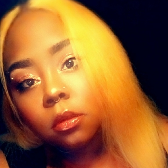 Meet your Posher, Jocelyn - Picture 1 of 1